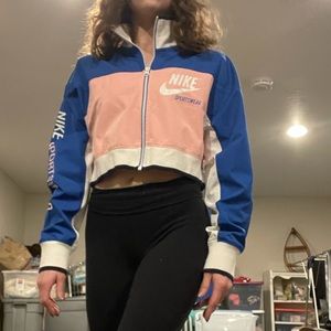 Vintage Nike Cropped Windbreaker